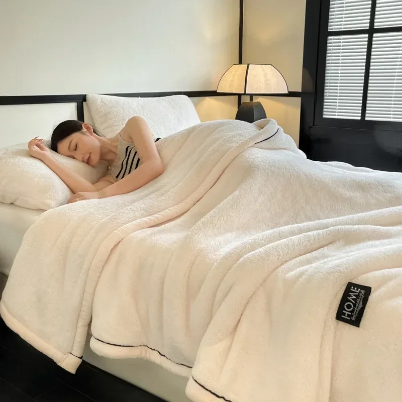 2024 new class A comfortable cotton velvet plush light luxury blanket warm soft and comfortable milk velvet - Image 2