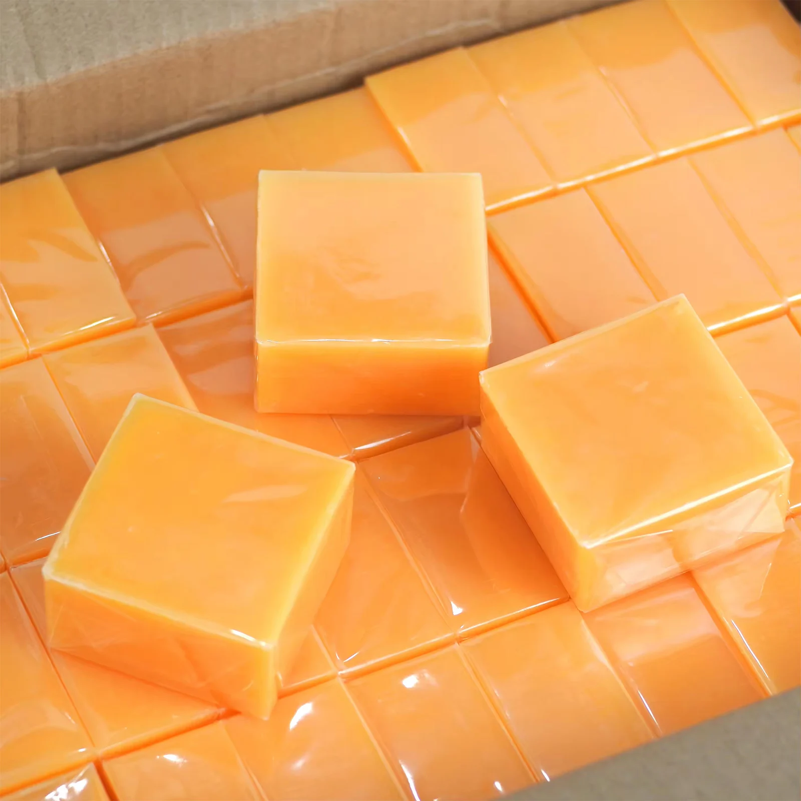 AILKE Pure Carrot Anti-Oxidation Serum Soap, Whitening, Clean Stains, Skin Brightening Soap Bar, With Vitamin C, For Body, Face - Image 6