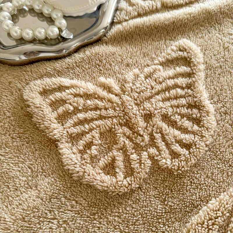 Coral Fleece Fabric Autumn Blanket with Exquisite 3D Butterflys Soft Comfortable Warm Winter Sofa Blankets Four Seasons Blanket - Image 6