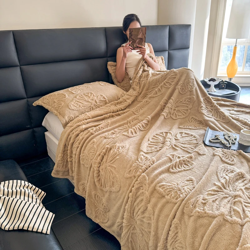 Coral Fleece Fabric Autumn Blanket with Exquisite 3D Butterflys Soft Comfortable Warm Winter Sofa Blankets Four Seasons Blanket - Image 2