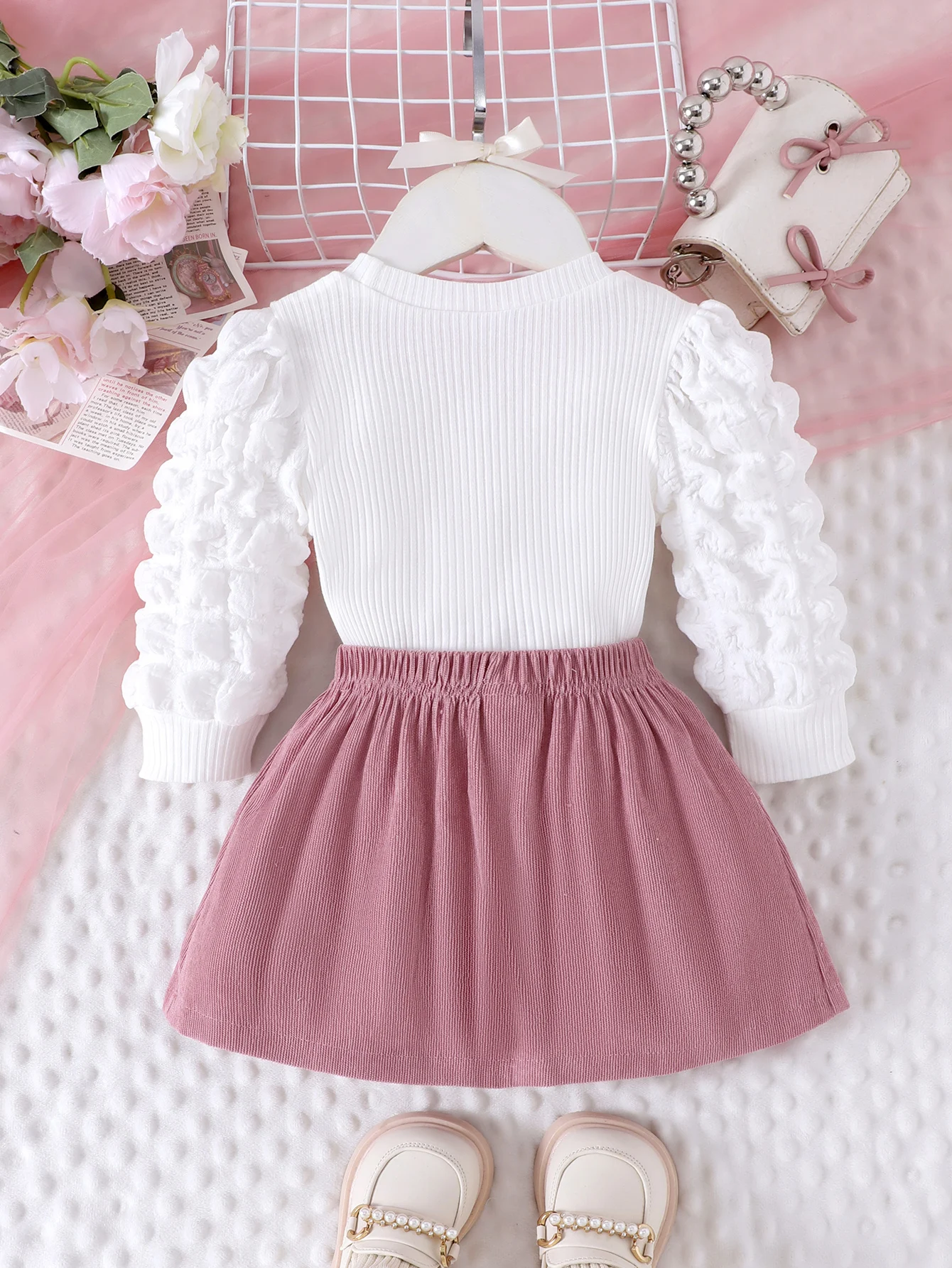 2PCS Winter New Style For 0-3 Year Old Girls, Comfortable Sweet And Cute Bubble Sleeves, Love Chapter Top + Pink Short Skirt Set - Image 2